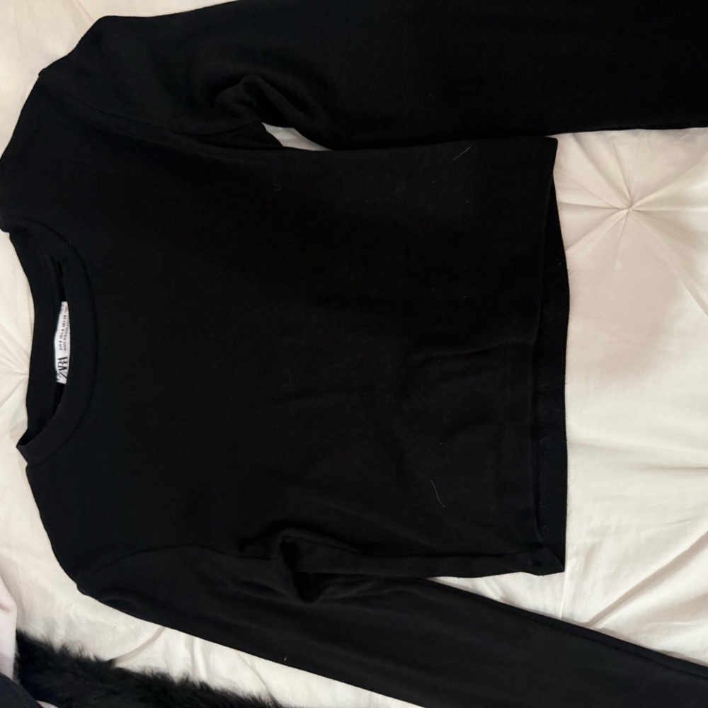Zara Elegant Black Crew Neck Top
